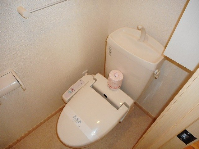 メゾン　ブリーズ　Ⅰのトイレ|落ち着いたトイレです