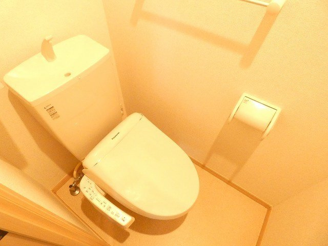 フォーシーズンⅠのトイレ|シンプルで使いやすいトイレです