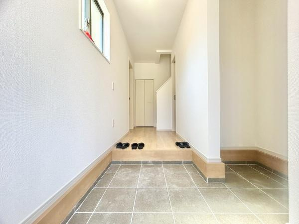 【玄関】 | 垂水区美山台3丁目　1号棟　新築戸建