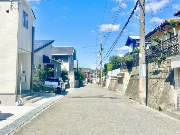 【前面道路含む現地写真】 | 垂水区美山台3丁目　1号棟　新築戸建