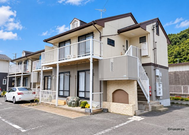 開沖コスモタウンの外観