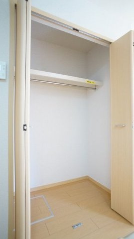 サニー　クレメント　Ⅱの収納