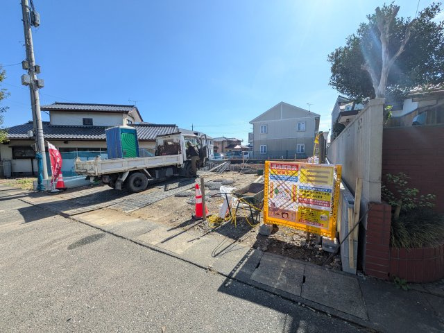 日立市川尻町　１期　新築戸建ての前面道路含む現地写真|陽当たりや敷地の広さをご確認できます！
本日のご見学も可能です♪
お気軽にお電話またはお問い合わせください。