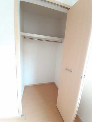 メゾン山中　Ｂの収納|大きなものも収納できそうです
