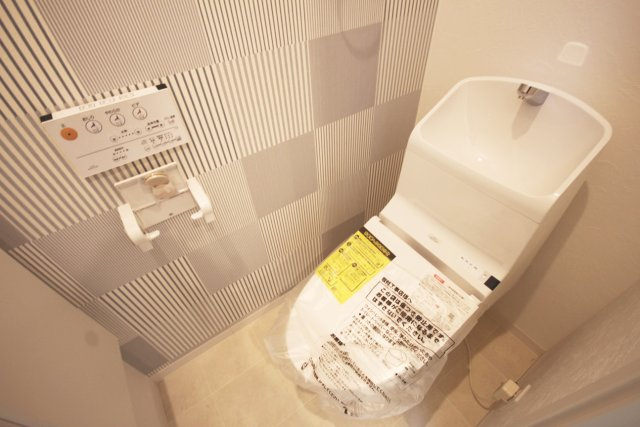 ONLYONE宝塚山本Ⅰのトイレ|コンパクトで使いやすいトイレです
