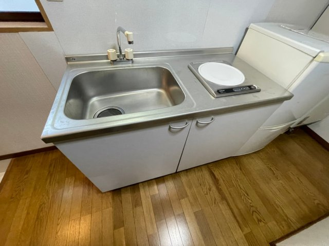 東宅ハイツ潮見が丘B棟のキッチン
