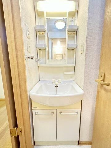 アーバンヒル上大岡の洗面所