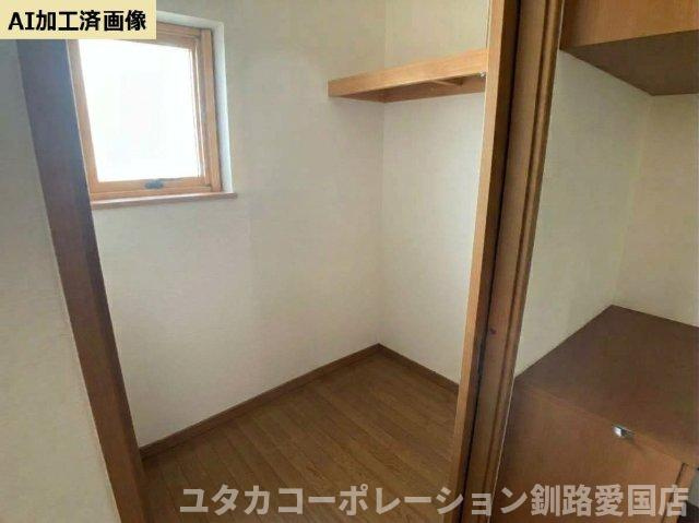 【収納】 | 新川町7-20売家 | ※AIで私物等を消した写真になります。