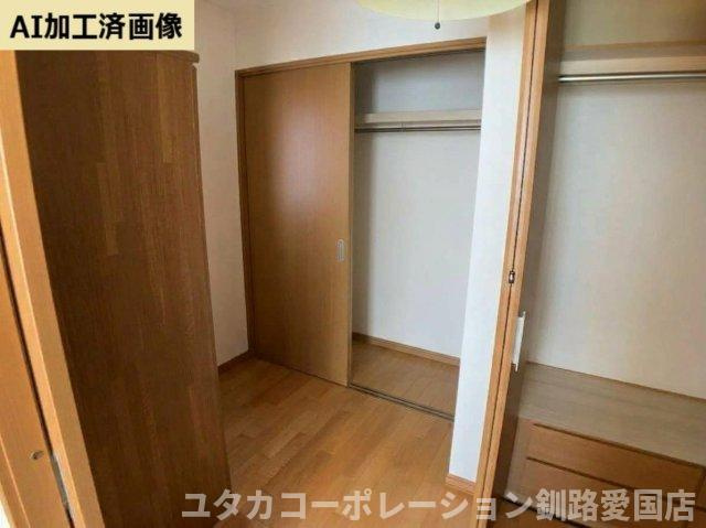 【収納】 | 新川町7-20売家 | ※AIで私物等を消した写真になります。