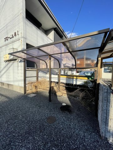 ブローニュ泉の駐車場