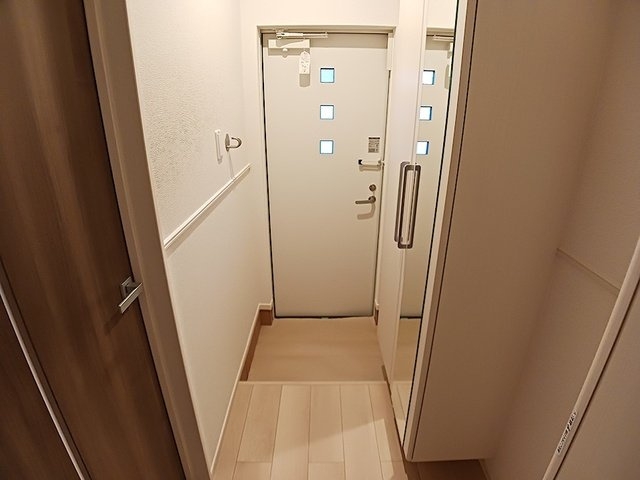 ブルー　アステールの玄関|明るい玄関です