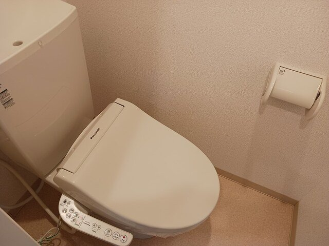 プリマベーラのトイレ|清潔感のあるトイレです