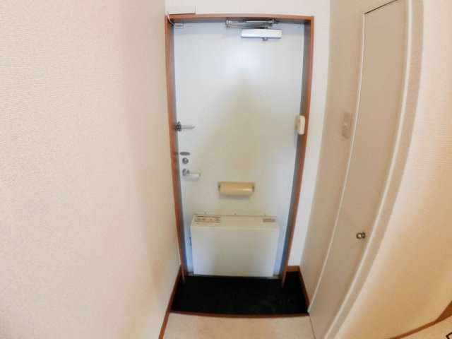 レオパレスたいせつの玄関|落ち着いた玄関です