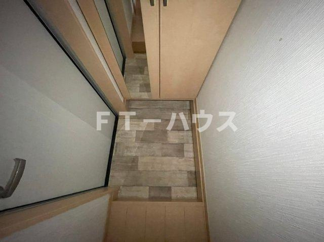 プリマ・アンセムの玄関