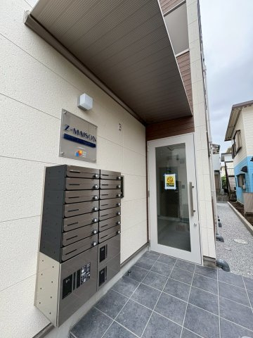 ジーメゾン川越岸町のエントランス