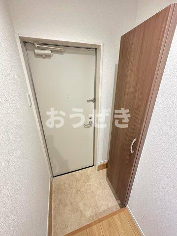ベイルーム妙蓮寺の玄関