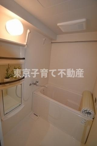 ルーチェ茗荷谷の浴室
