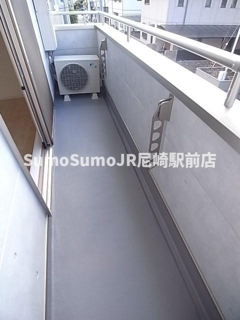 GRADO塚口のバルコニー