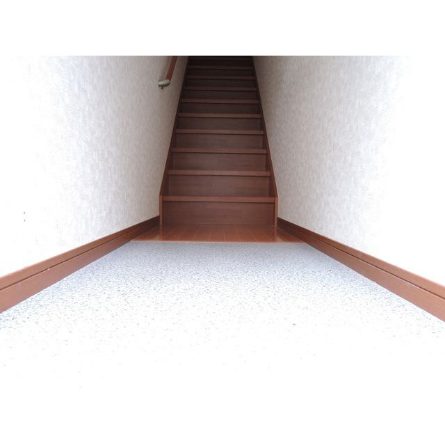 アムール 美園の玄関