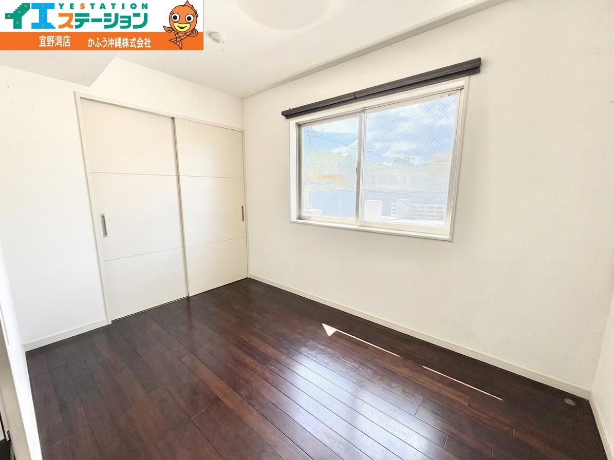 ミルコマンション宜野湾大山ビューの洋室|※画像はAI処理により家具を消去しています。