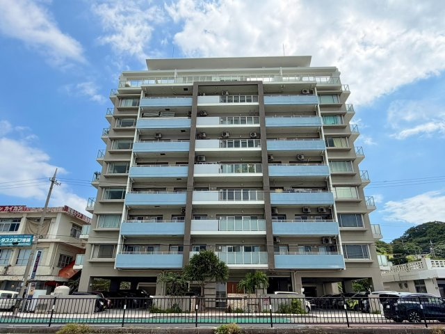 ミルコマンション宜野湾大山ビューの外観
