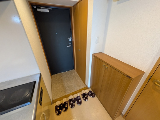 ルラシオン岡山野田屋町の玄関