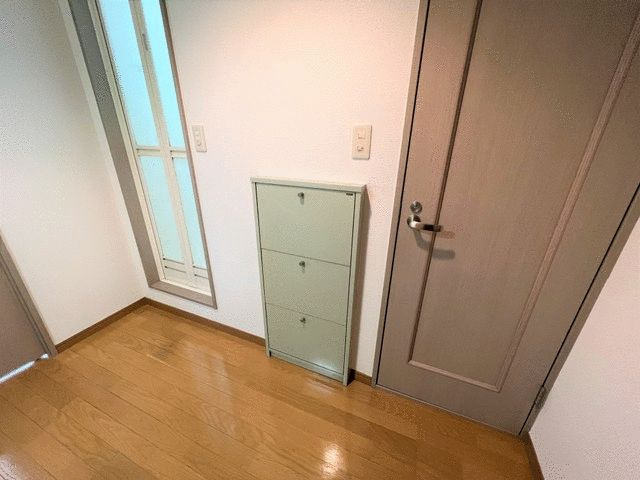 プライマリー大橋東の玄関