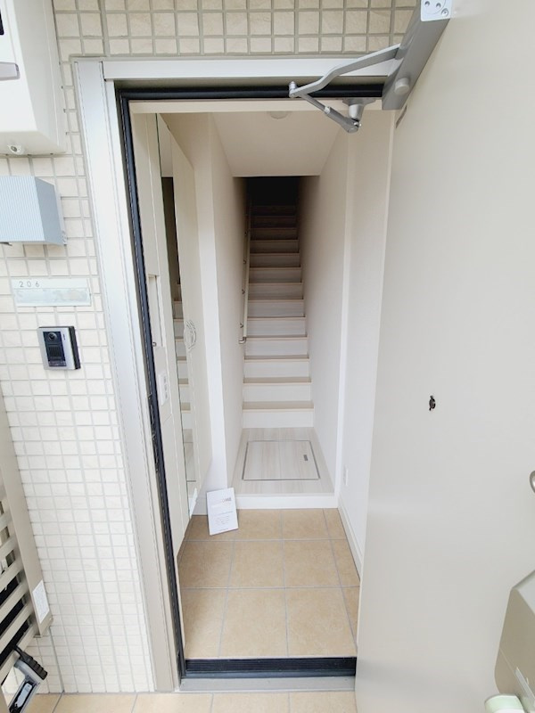 アビタシオン仁川Ⅱの玄関