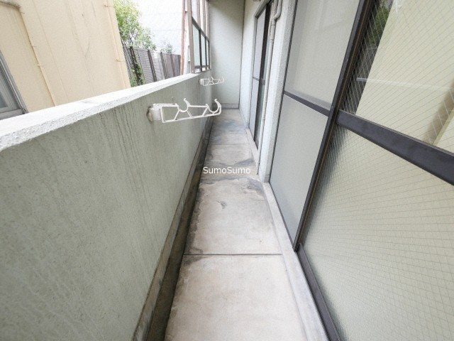 ラパンジール恵美須Ⅱのバルコニー