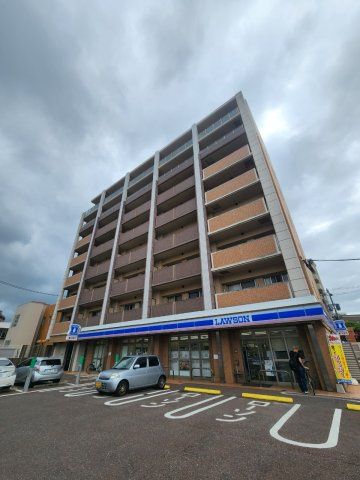 エムティースクエア吉塚駅前の外観