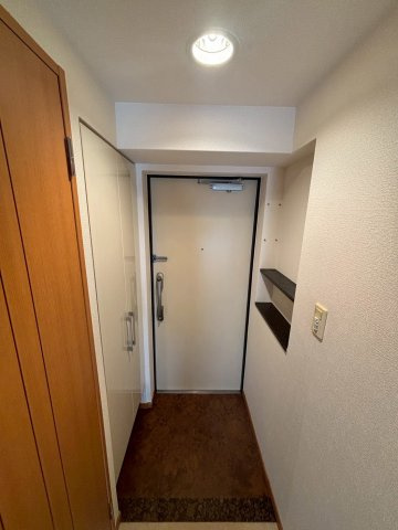 クレアート難波南イービスの玄関