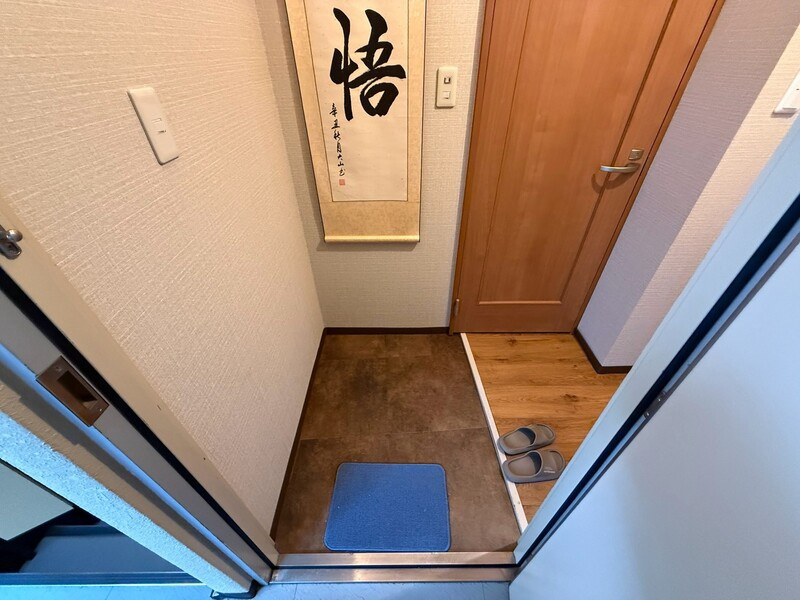 ヴィラハマモトの玄関