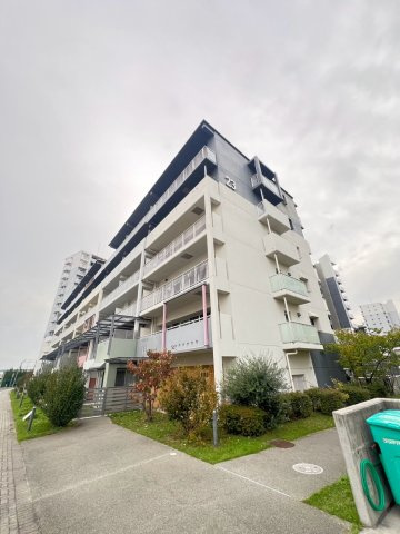 UR浜甲子園なぎさ街　23号棟の外観