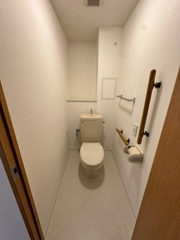 UR浜甲子園さくら街　13号棟のトイレ