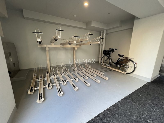 駐輪場