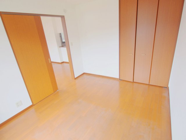 エーデルシャーメゾンA棟の寝室