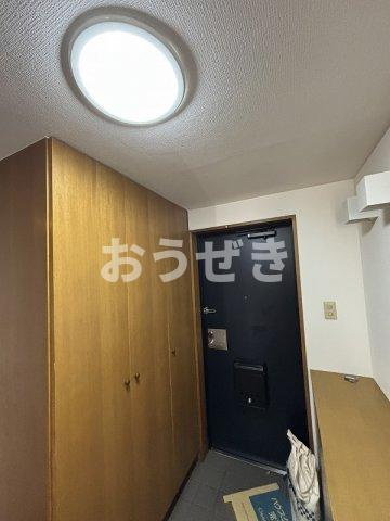 ヴィラＫＭの玄関