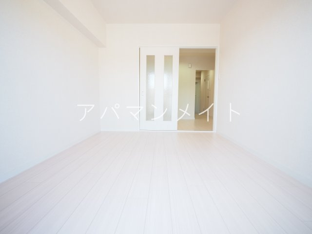 【寝室】 | ロイアルハイツ戸塚 | 全居室洋室です！