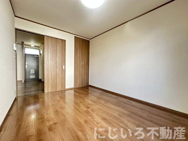 イータウン那賀川Ⅰ・Ⅱの居間・リビング