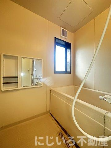 イータウン那賀川Ⅰ・Ⅱの浴室