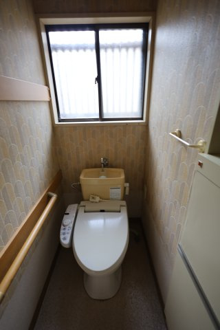 香春貸家のトイレ