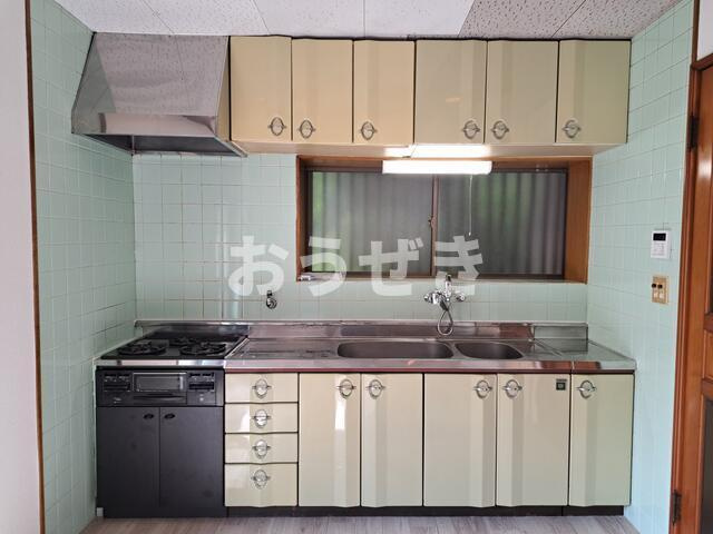 レジール老松町戸建てのキッチン