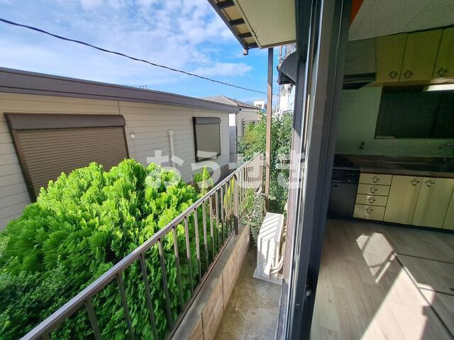 レジール老松町戸建てのバルコニー