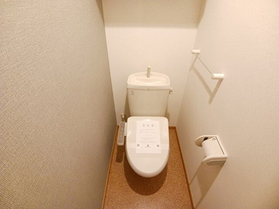 【トイレ】 | サンパティーク・メゾンＣ | トイレです