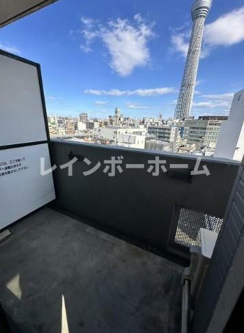 モンシェール吾妻橋のバルコニー