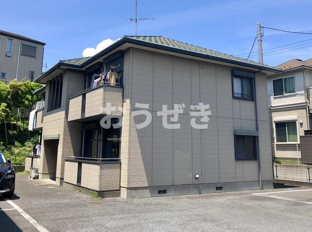 サーン山手住宅の外観