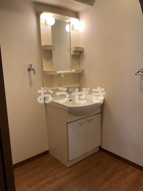 サーン山手住宅の洗面所