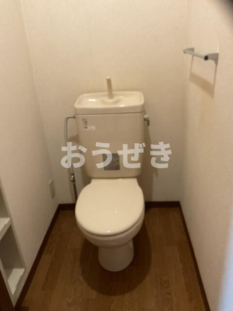 サーン山手住宅のトイレ