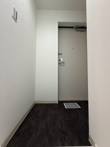 D porta cameliaの玄関