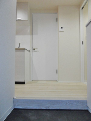 【玄関】 | b’CASA山下町